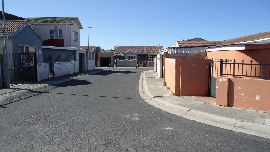 2 Bedroom Property for Sale in Rocklands Western Cape